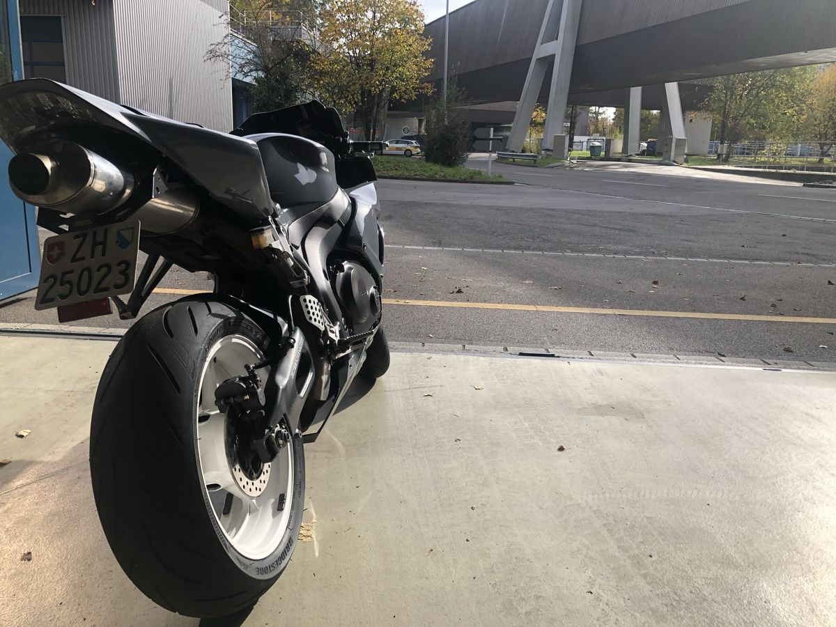 Honda Strasse: Honda CBR 1000 RR – Gebraucht aus Nürensdorf von Kev_Meier95 5