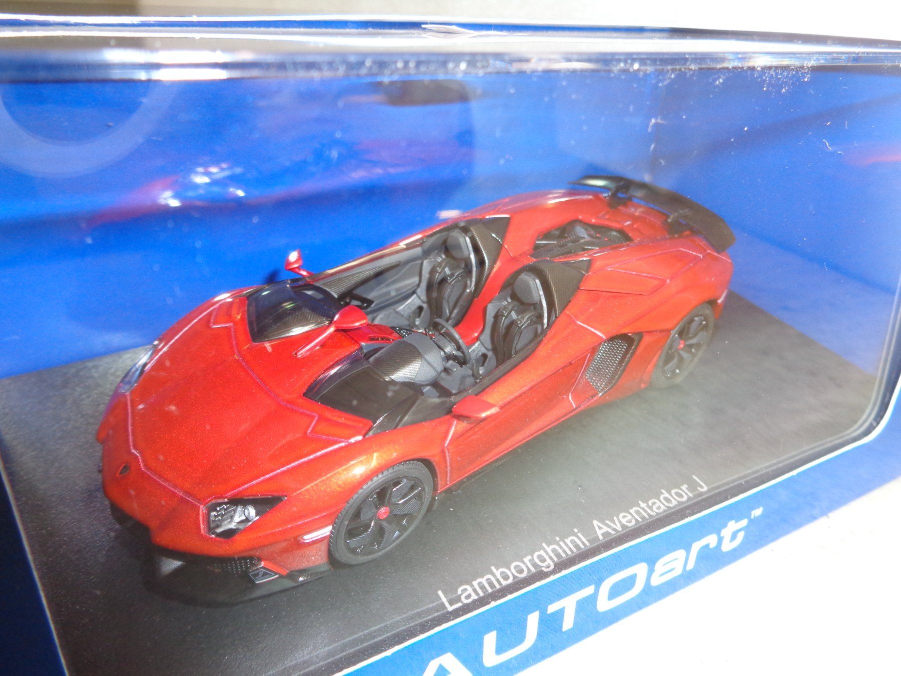 Lamborghini Modellautos: Autoart 1:43 Lamborghini Aventador J – Neu und originalverpackt aus Reconvilier von rallycar 1