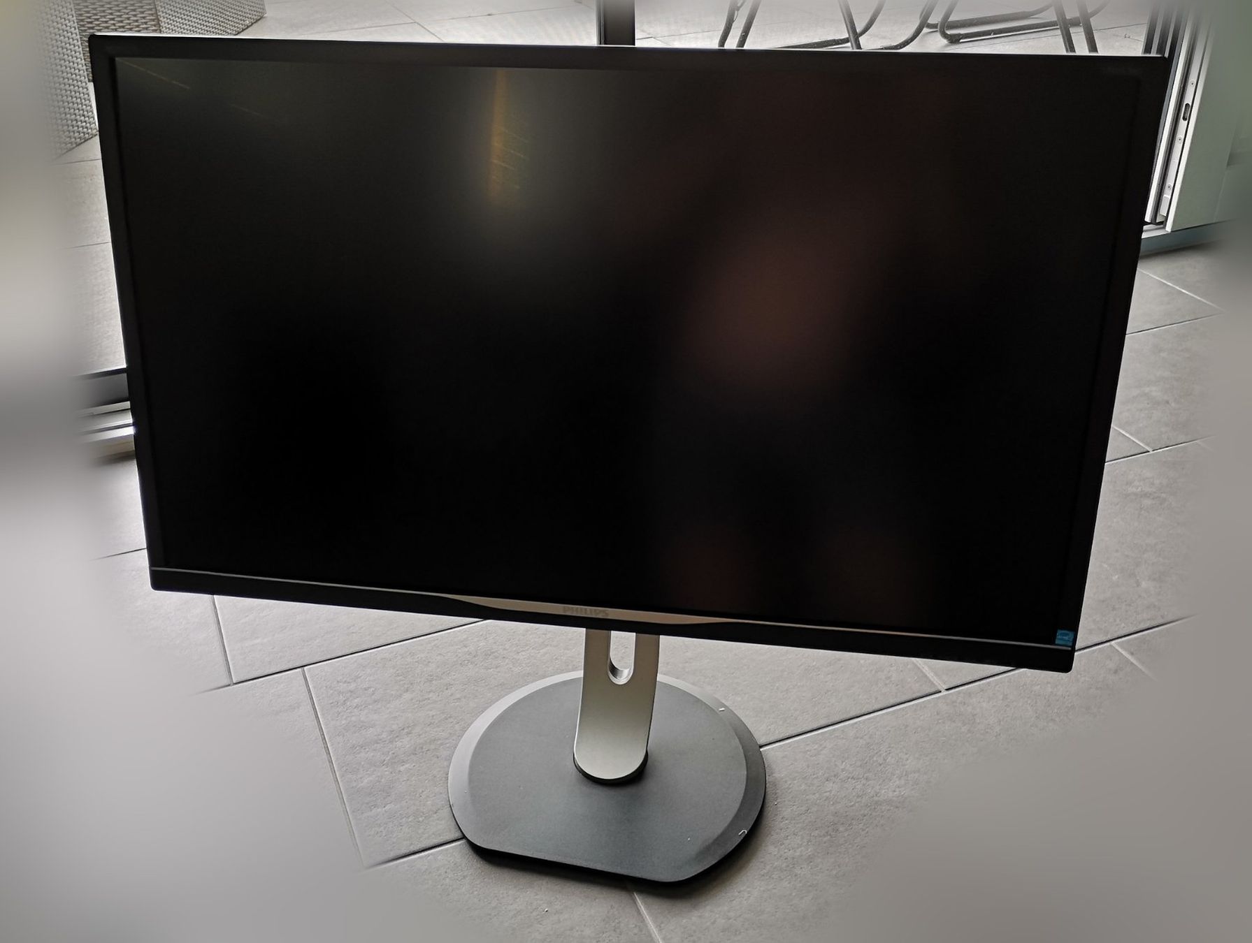 Philips Monitor: Philips BDM3275UP – Usato da Dietwil venduto da deneb26