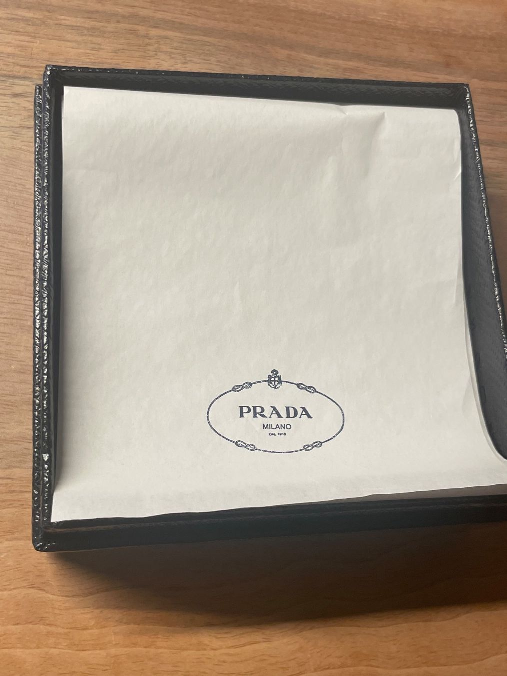 Prada Altro in Decorazioni & Accessori: Original Prada Box, schwarz – Nuovo (secondo la descrizione) da Lachen SZ venduto da schoenundgut 1