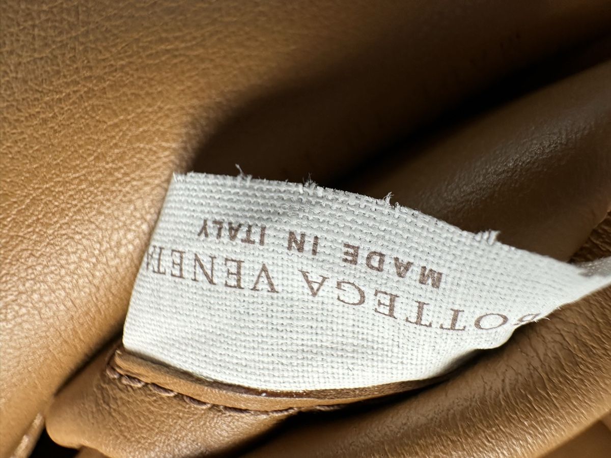 Bottega Veneta Borse: Bottega Veneta large Arco leather tote – Nuovo (secondo la descrizione) da Langnau am Albis venduto da bar_ml6k 2