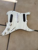 Strat Pickguqrd HSH Fertigverdrahtet