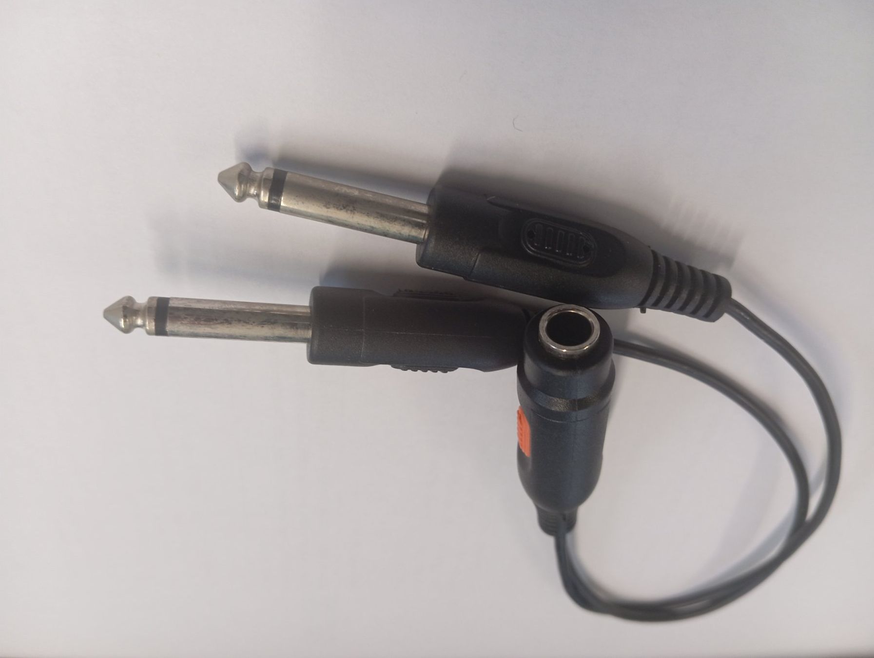 Kabel: Klinkenkabel mit einem Stereo Stecker und zwei Mono Stecker – Gebraucht aus Brüttisellen von VideoGang 1