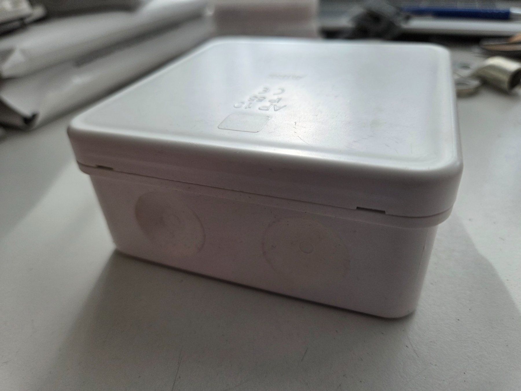 Alimentazione elettrica: ABB, Abzweigdose 80 x 80 x 40 – Usato da Zürich venduto da eymen20 8