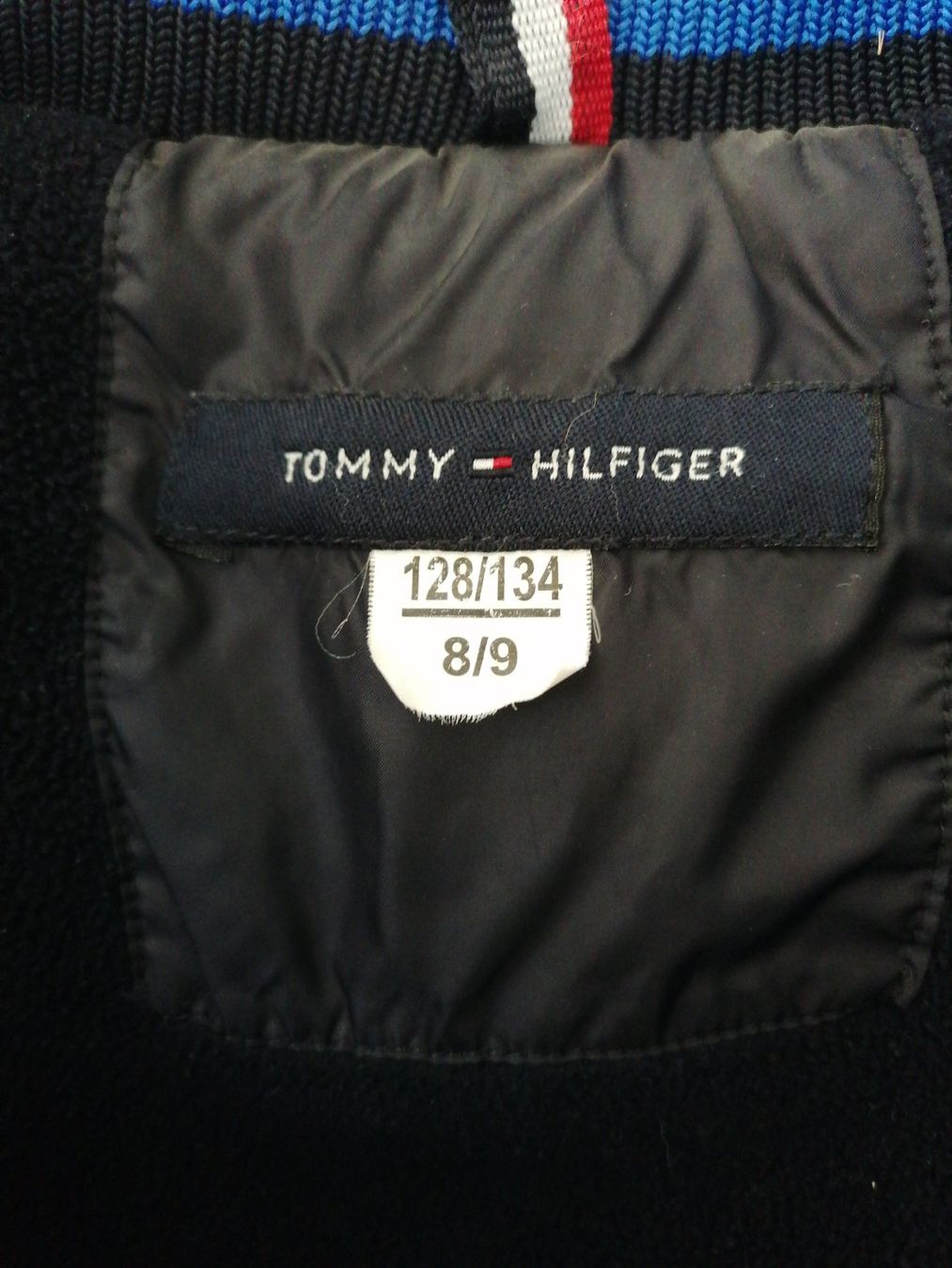 Tommy Hilfiger Giacche & Cappotti: Tommy Hilfiger Winterjacke Gr. 128/134 – Usato da Hettiswil venduto da Nichterida 1