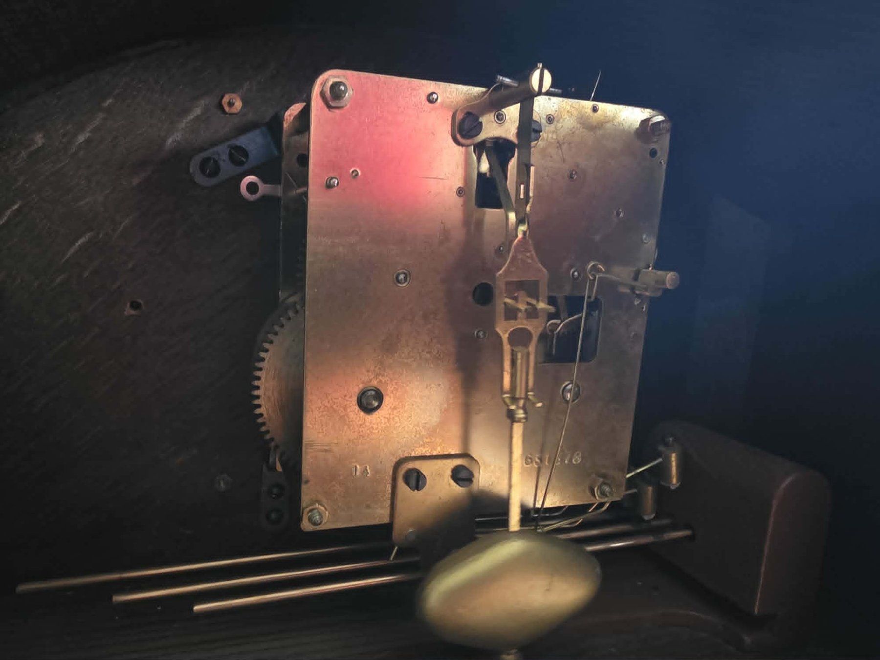 Longines Orologi da terra & Orologi da parete: Longines Tisch Uhr perfekter Zustand – Usato da Bäriswil BE venduto da Simon_Kreativwelt 1