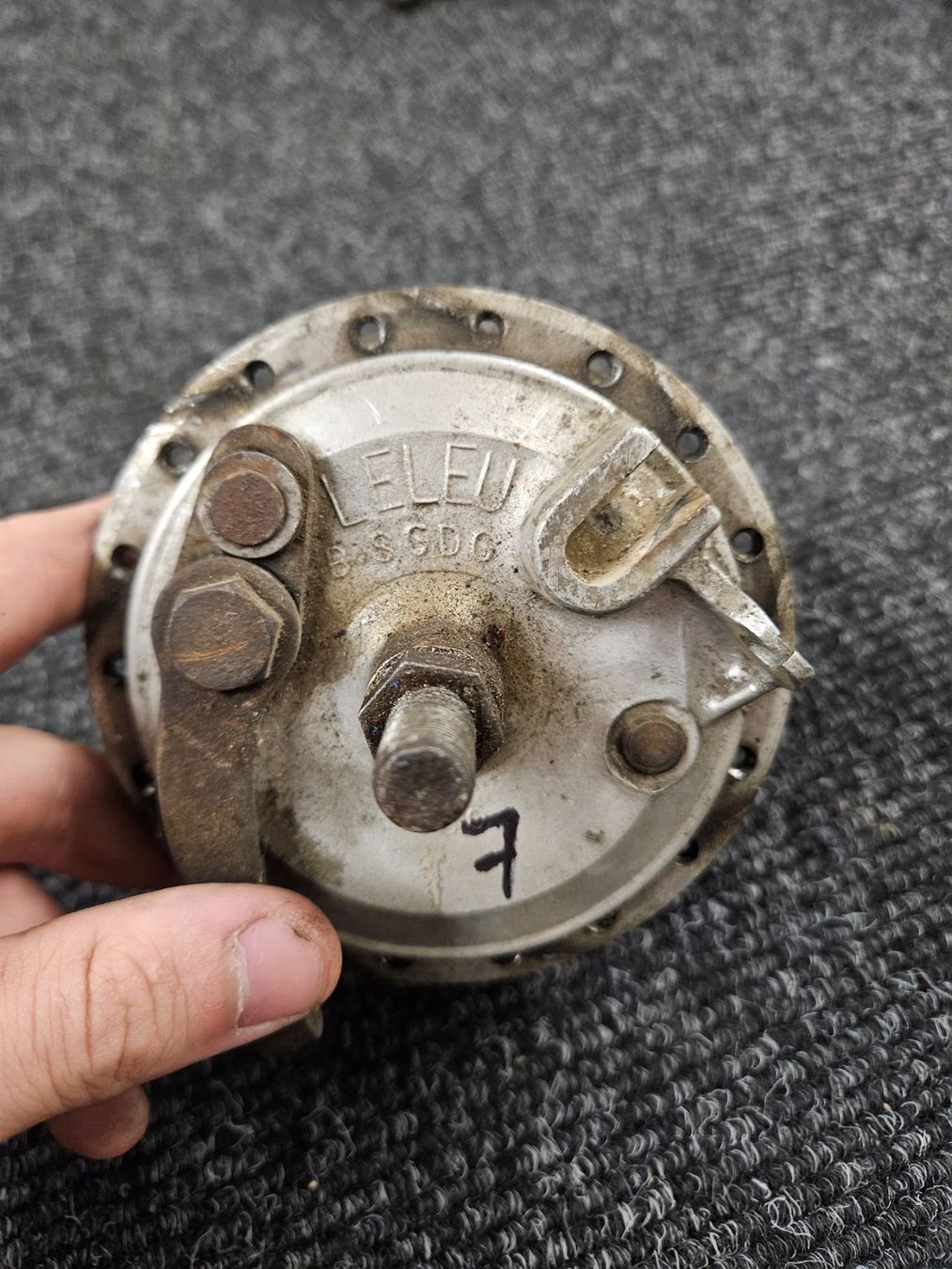 Puch Mofa-Ersatzteile: Puch Vorderradnabe – Gebraucht aus Mellingen von Mech-Service 1