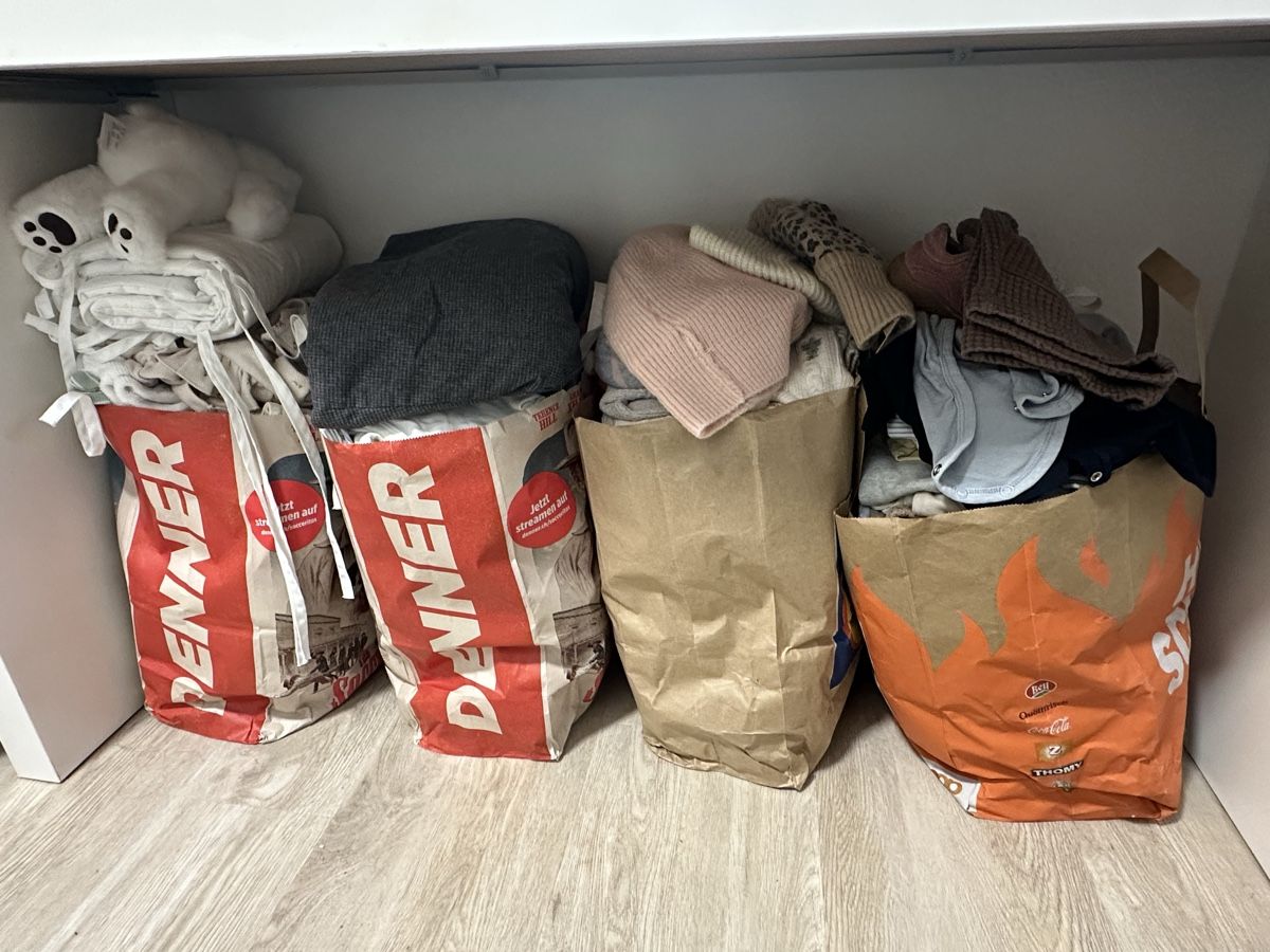 Kleiderpakete & -sets: Mädchen Kleidung – Gebraucht aus Teufenthal AG von van_b7dr