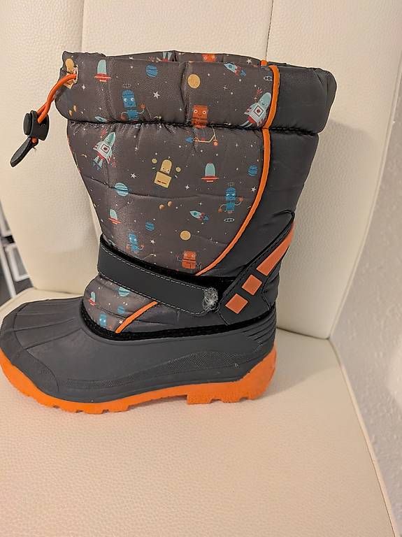 Schuhe für Jungen: Winterstiefel "Astronaut", Gr.33 – Gebraucht aus Zuchwil von Miss-Sunshine 2