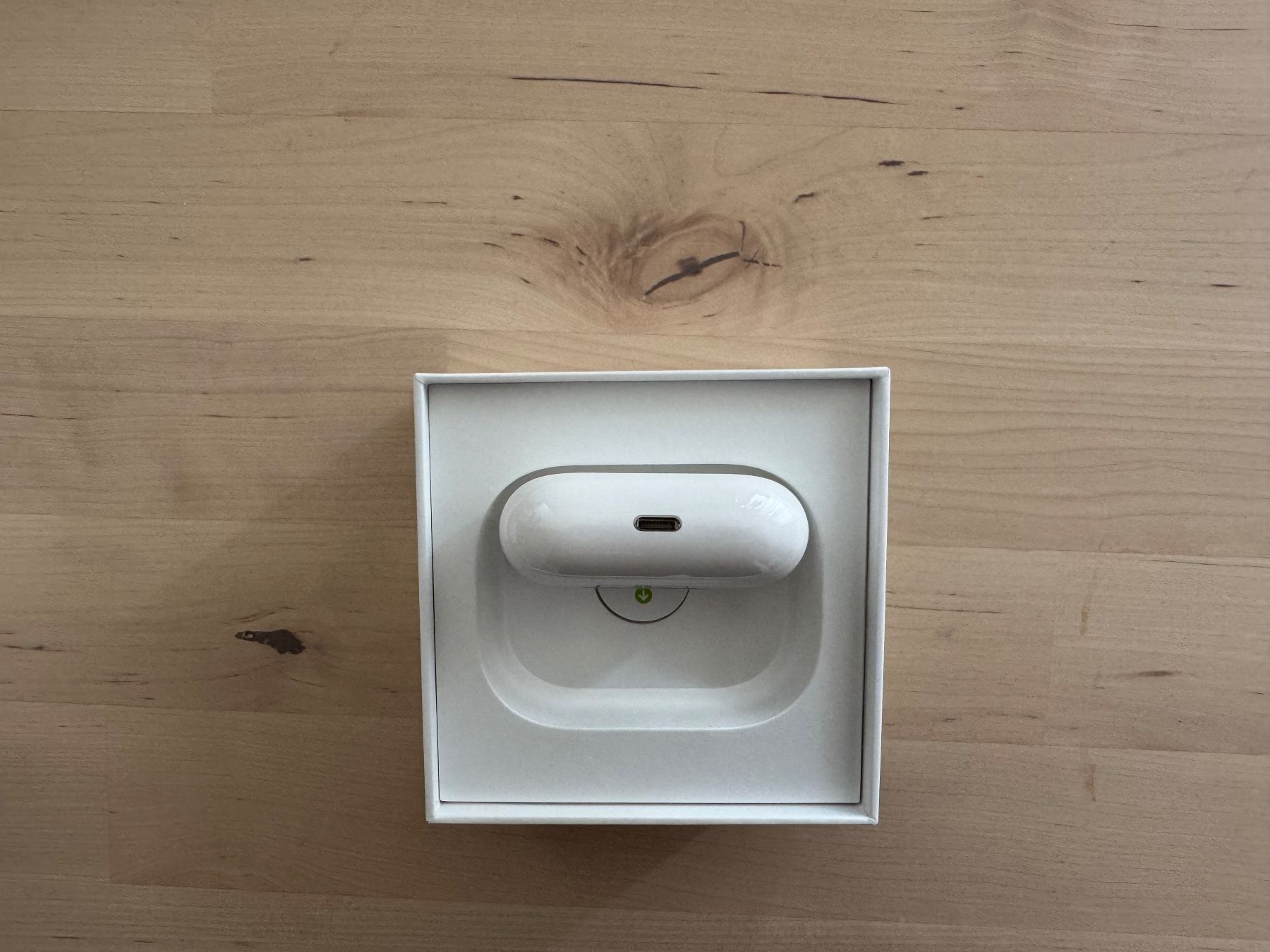 Apple Kopfhörer: AirPods Pro 1. Gen Case – Neu (gemäss Beschreibung) aus Zürich von ale_5f2y 5