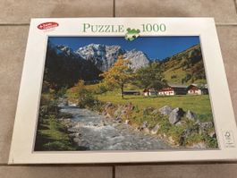 Puzzle 1000 Teile - Berglandschaft mit Bach - Herbstzeit!