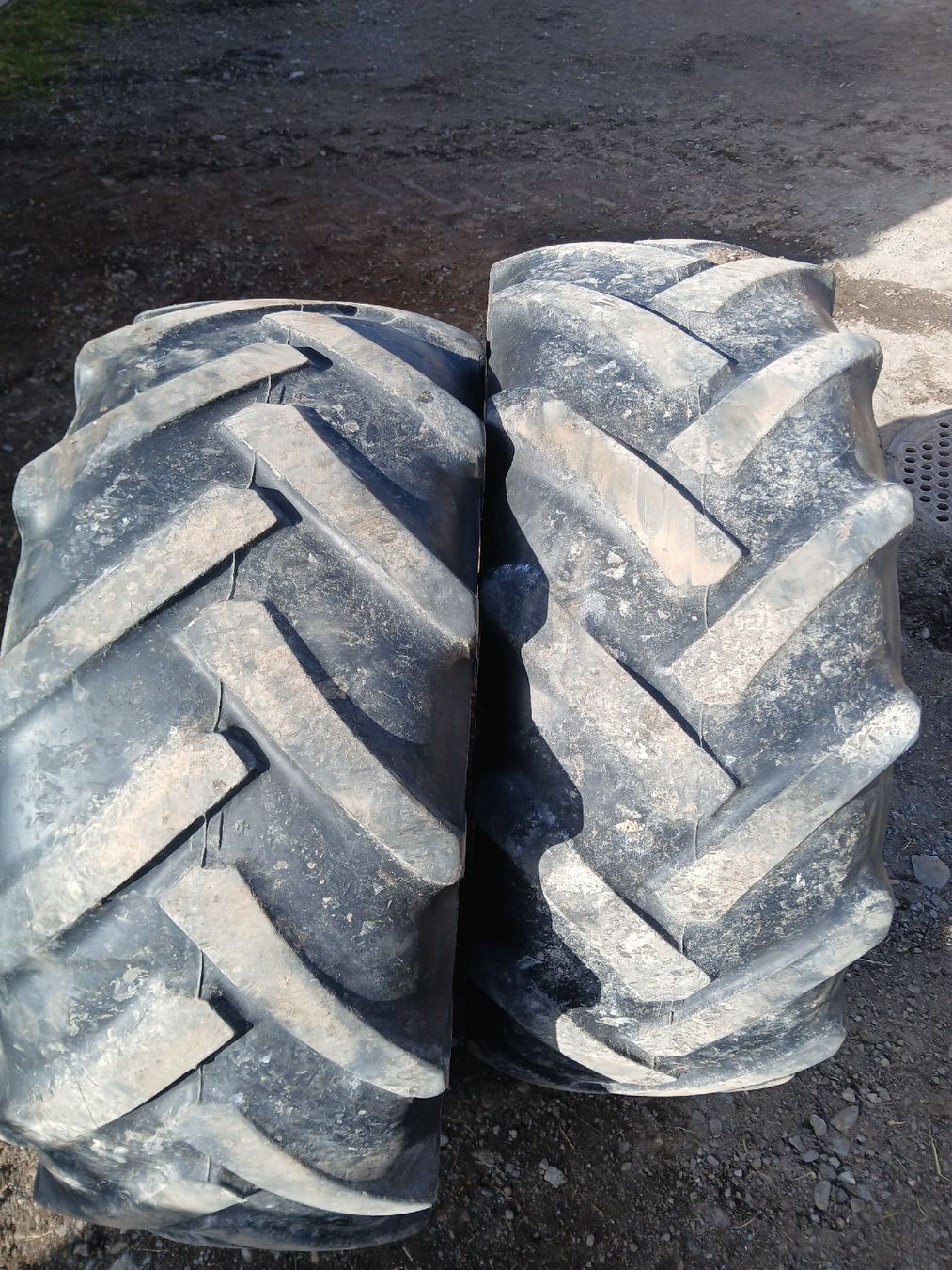 Fendt Traktoren: Traktor Pneu Reifen 375/75R20 – Gebraucht aus Appenzell von ladeluft