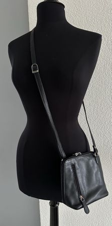 Umhängetasche NIKA Leder schwarz