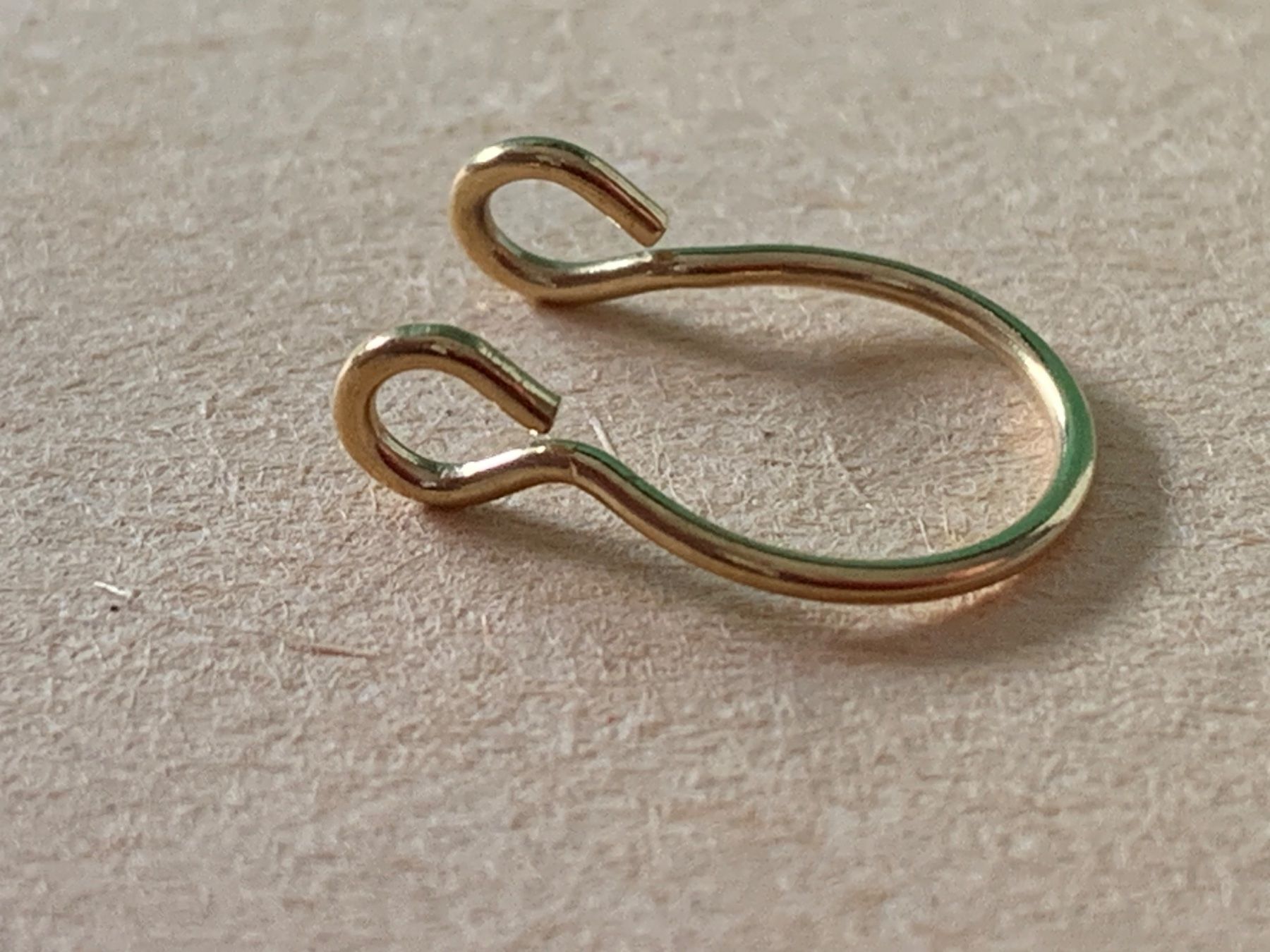 Bijoux piercing: Nasen-piercing klemmer – D'occasion à Laufen par Bellavitaboom