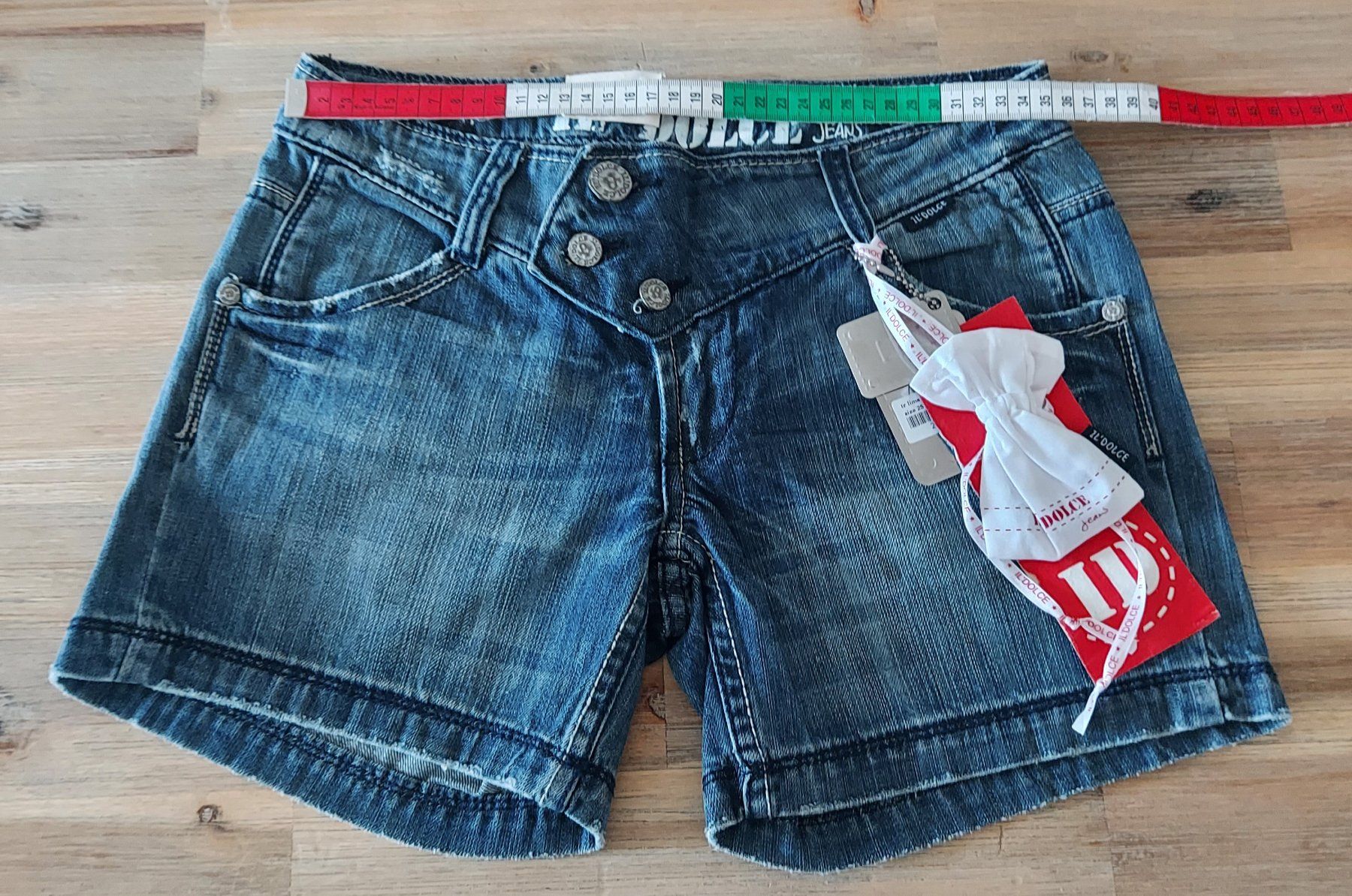 Hosen: Neue Il Dolce Jeans Short Denim Gr. 25 – Neu und originalverpackt aus Basel von Mazzo84