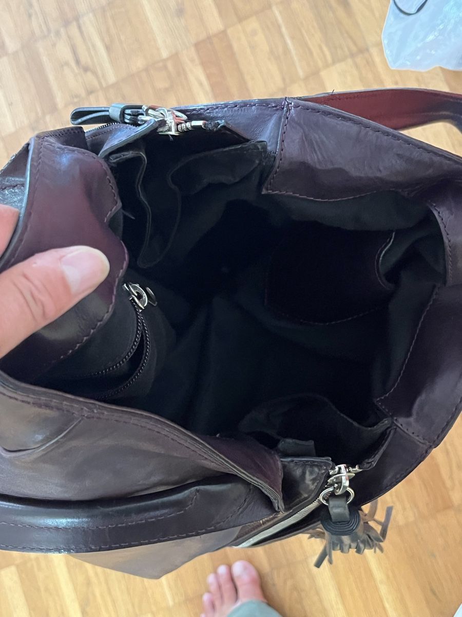Sacs: Echtleder Tasche in dunklem Aubergine – D'occasion à Baden par blueanastasia 2