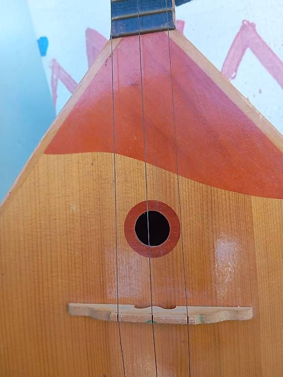 Vintage Strumenti musicali: Balalaika – Usato da Basel venduto da Petergunn 4