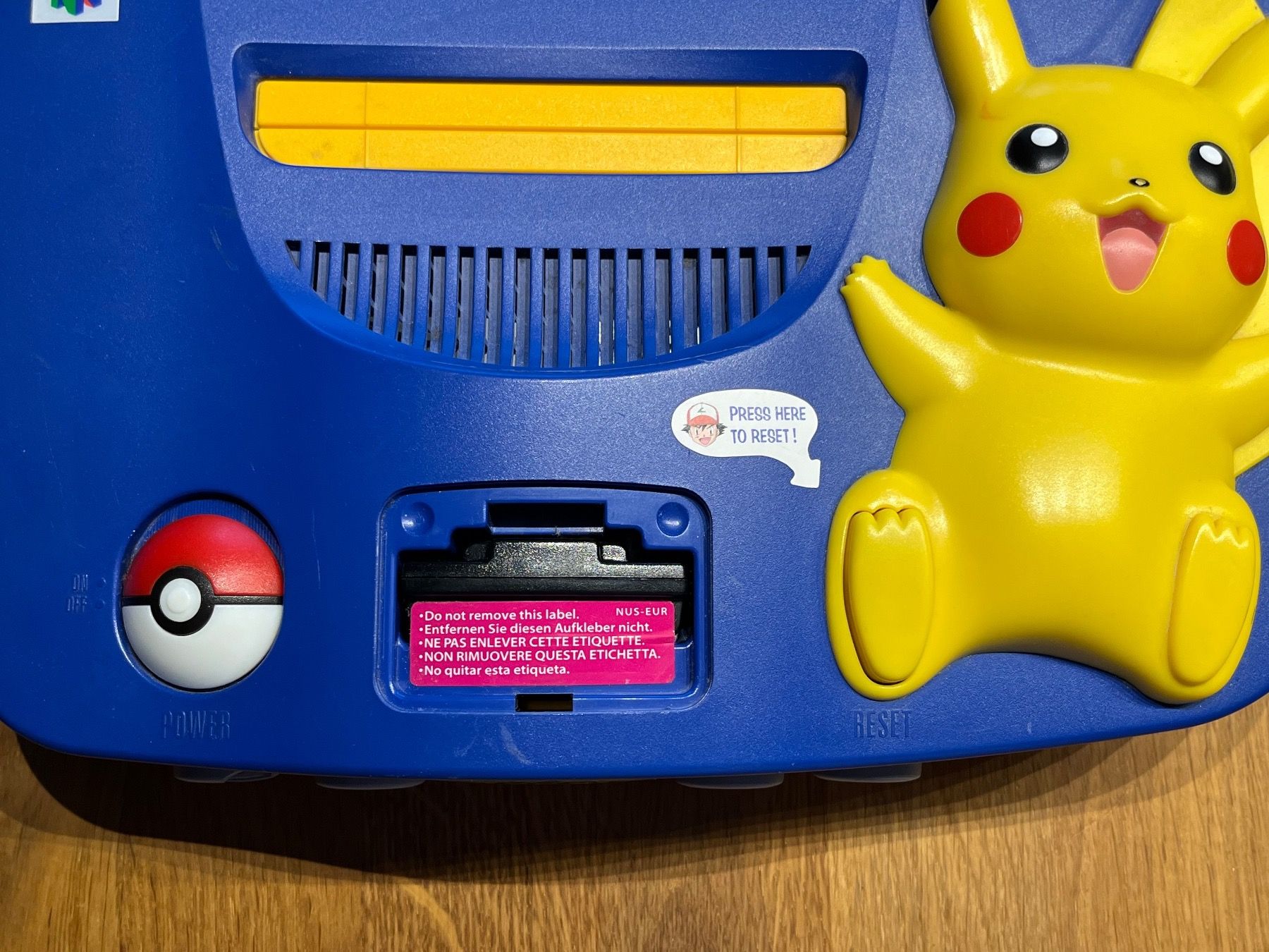 Nintendo Konsolen: Nintendo 64 Pikachu Special Edition + Controller N64 Pokemon – Gebraucht aus St. Gallen von MarianoPokemon 7