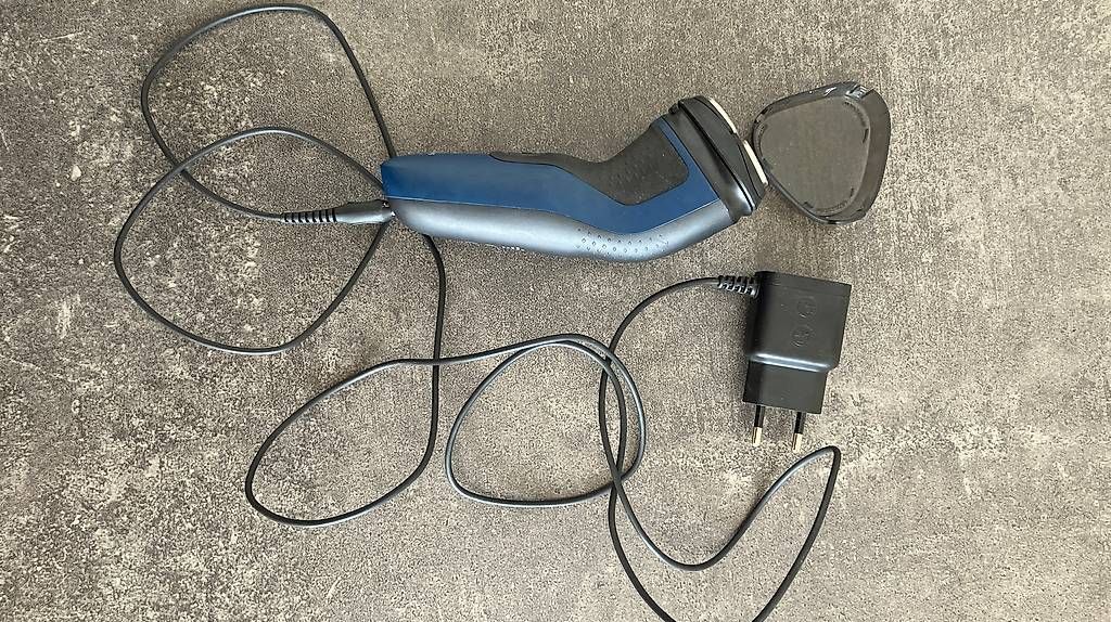 Rasoirs & Lames de rasage: Philips Shaver 1000 Series – Neuf avec emballage d'origine à Zürich par Zueriost 2