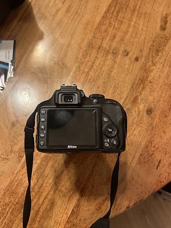 Nikon Kamera: Nikon D3300  1855 mm Nikkor Objektiv – Gebraucht aus Volketswil von DaneR02 1