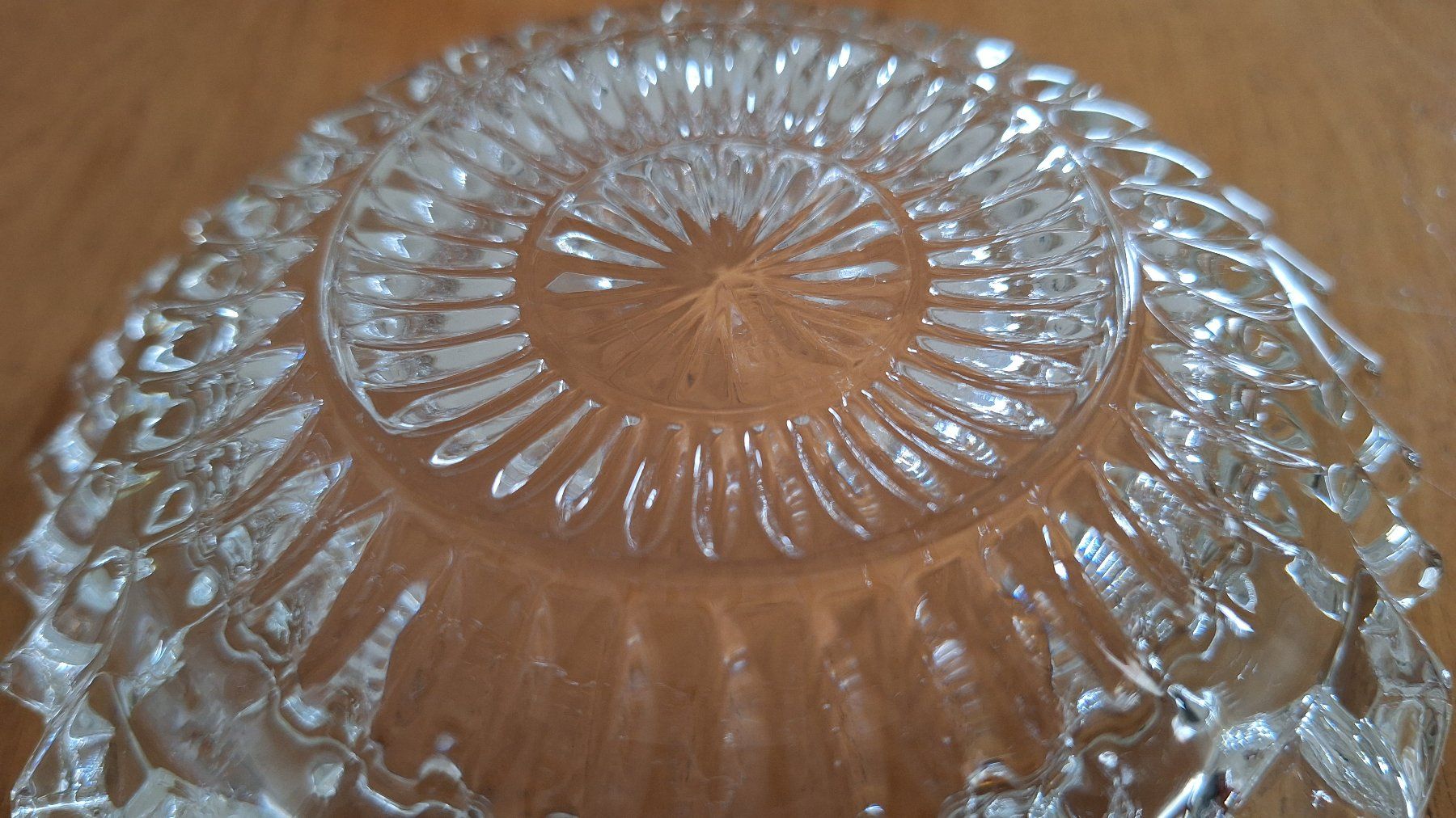 Aschenbecher: Vintage Kristallaschenbecher – Gebraucht aus St.Gallen von Puppa 4