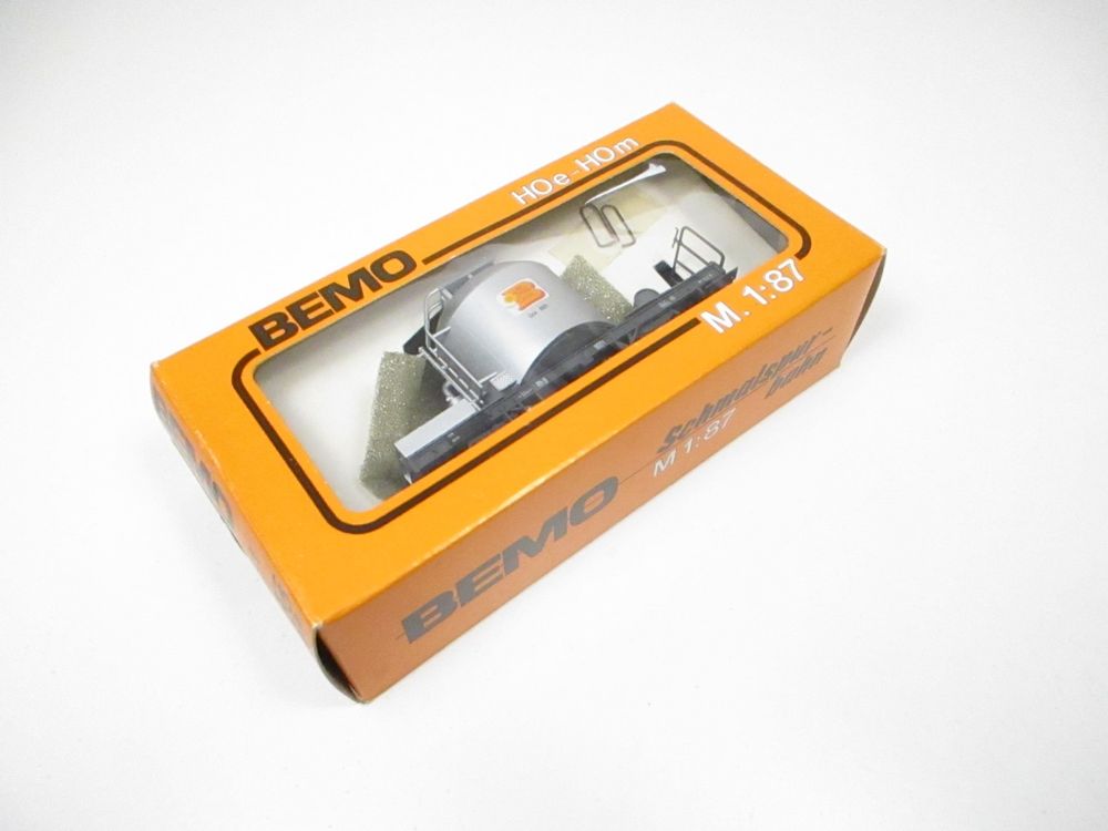 Bemo Modelleisenbahnen: Bemo H0m 2053/2253 RhB Zementtransportwagen Uce 8001 – Gebraucht aus Olten von Heinrich875 8