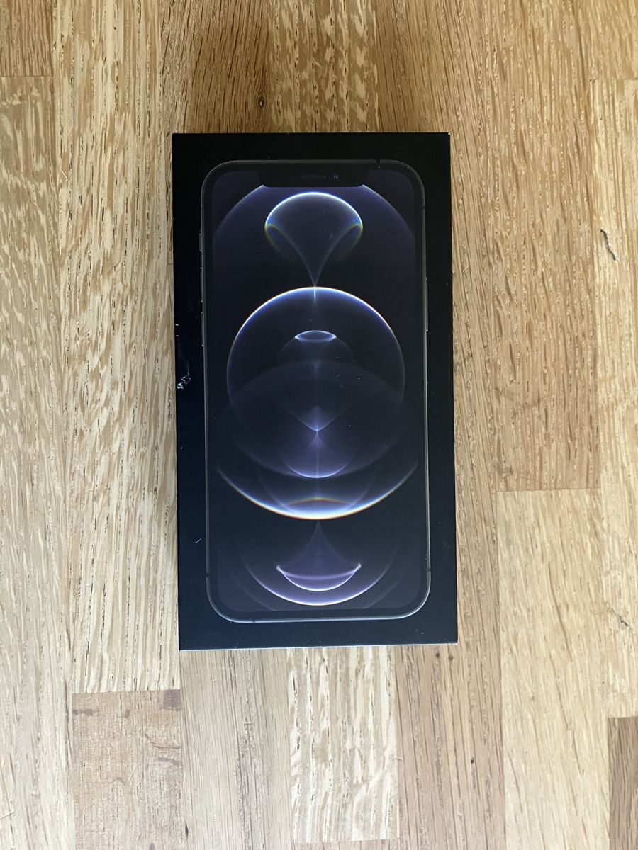 Apple Cover & Protezioni schermo: iPhone 12 Verpackung – Usato da Basel venduto da dacaccia