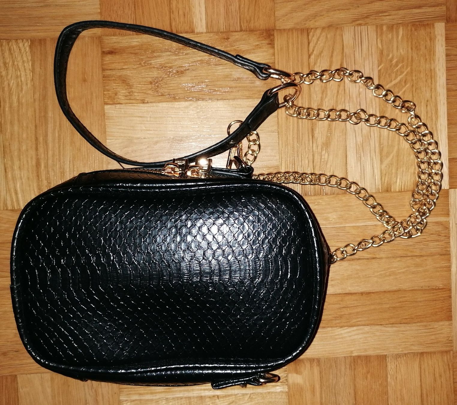 Borse da donna: Kleine Handtasche – Usato da Dübendorf venduto da lus_d2rx