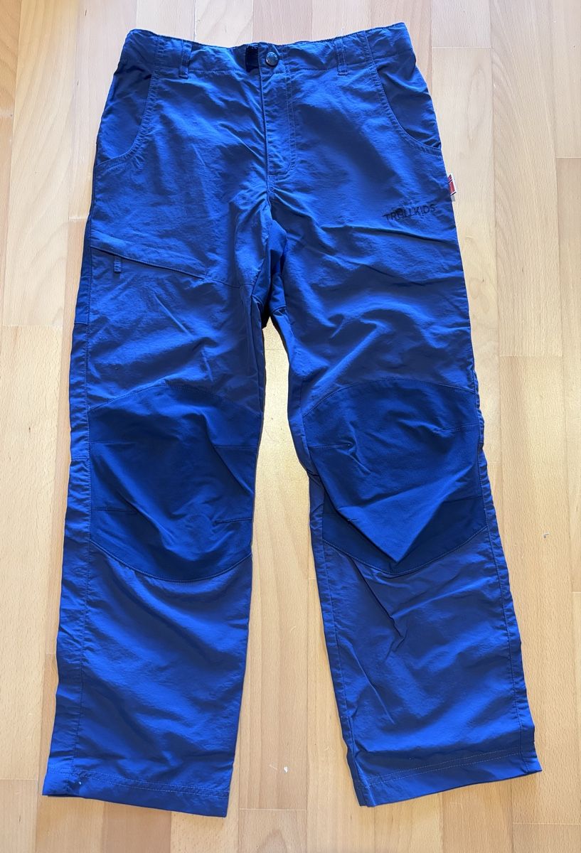 Trollkids Pantaloni: Neue Wanderhose 152 – Nuovo (secondo la descrizione) da Bonstetten venduto da swiss_diver