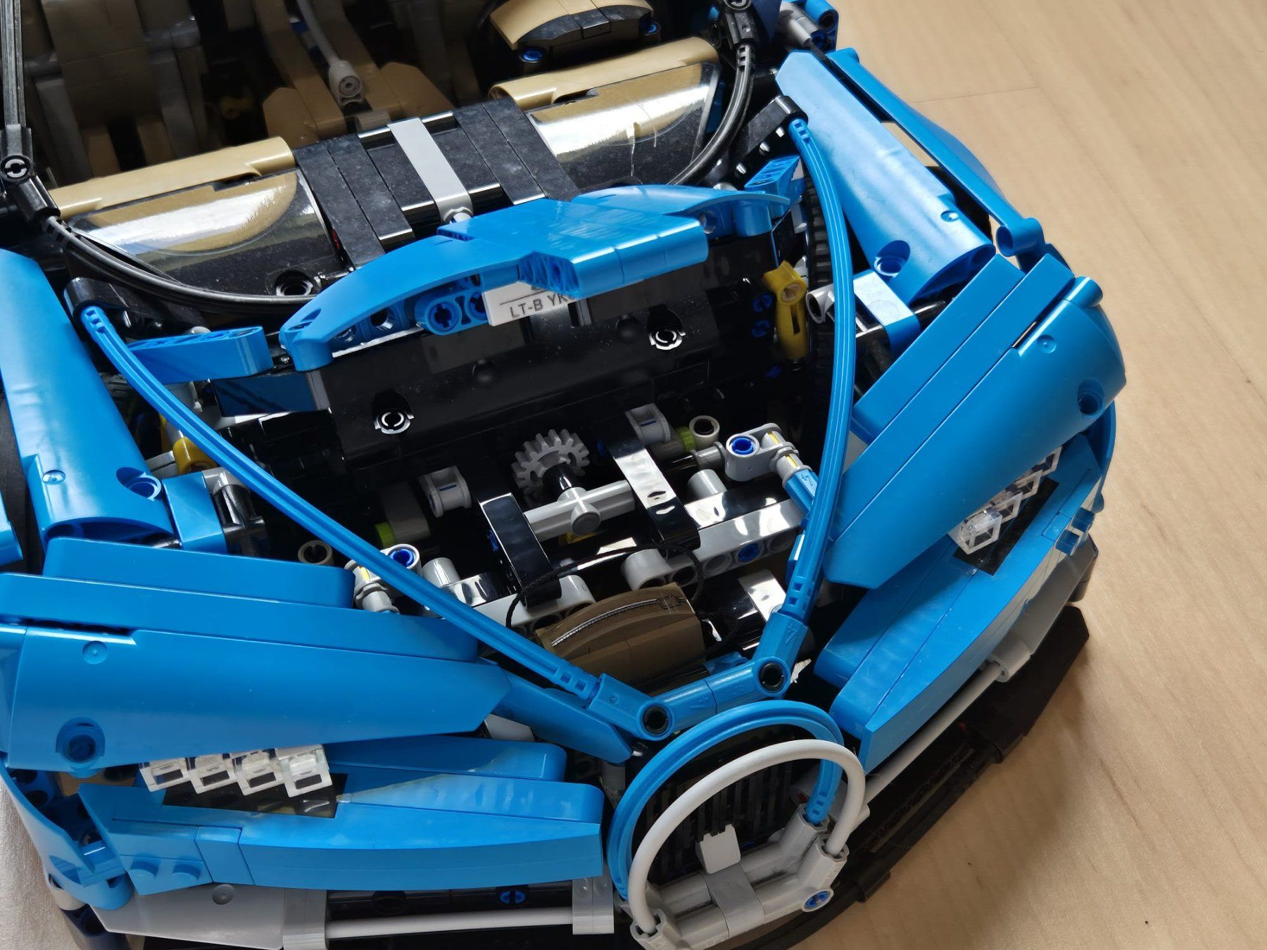 Lego Baukästen: LEGO Technic Bugatti Chiron - Top Zustand – Gebraucht aus Pfungen von Mizutayio 4