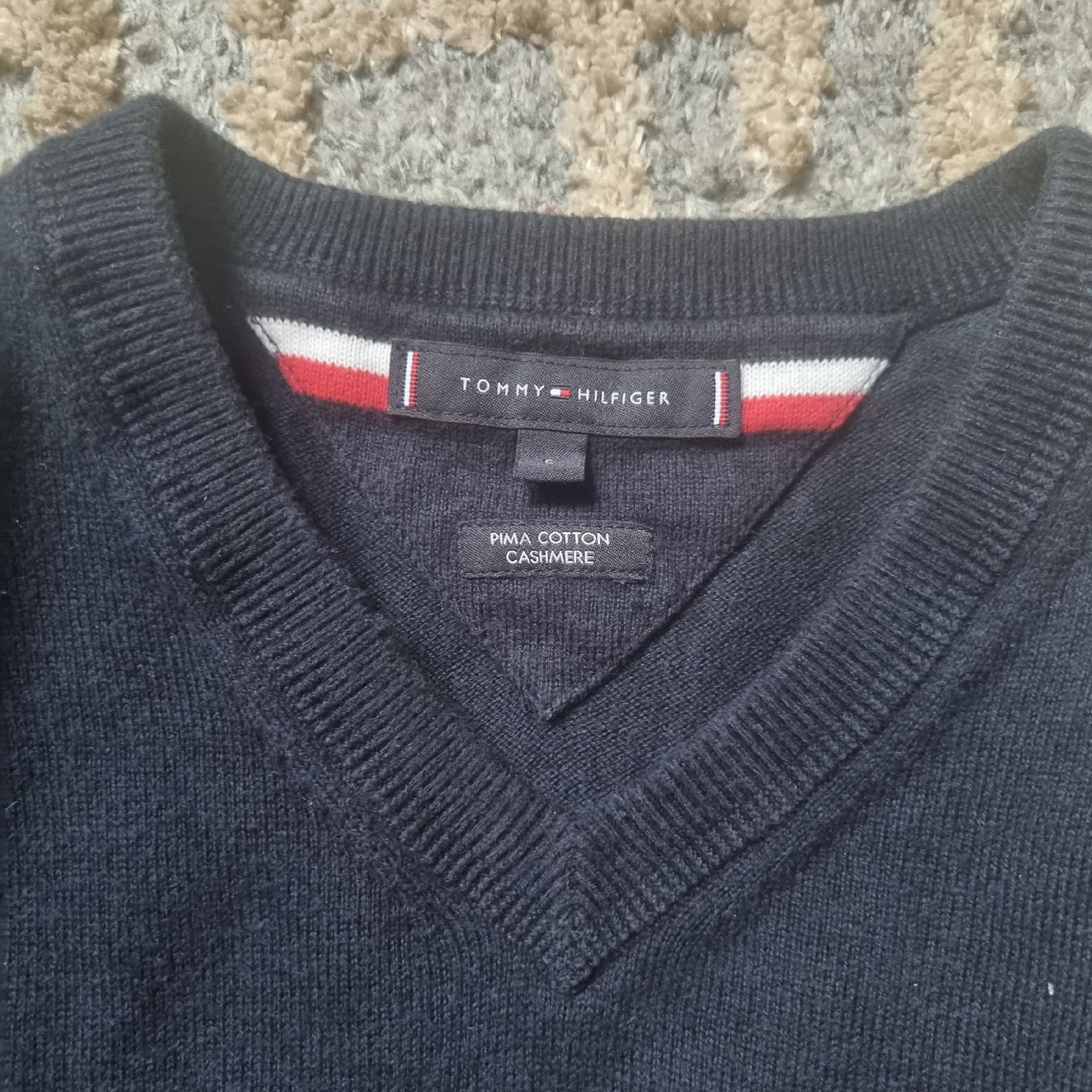 Pullover & Sweatshirts: Tommy Hilfiger Pullover, Gr. S – Gebraucht aus Luzern von par_bf9c