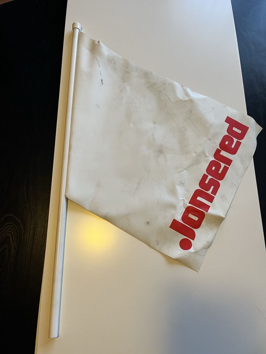 Bandiere: Jonsered Werbeflagge Alt – Usato da bretzwil venduto da nightflasher 1