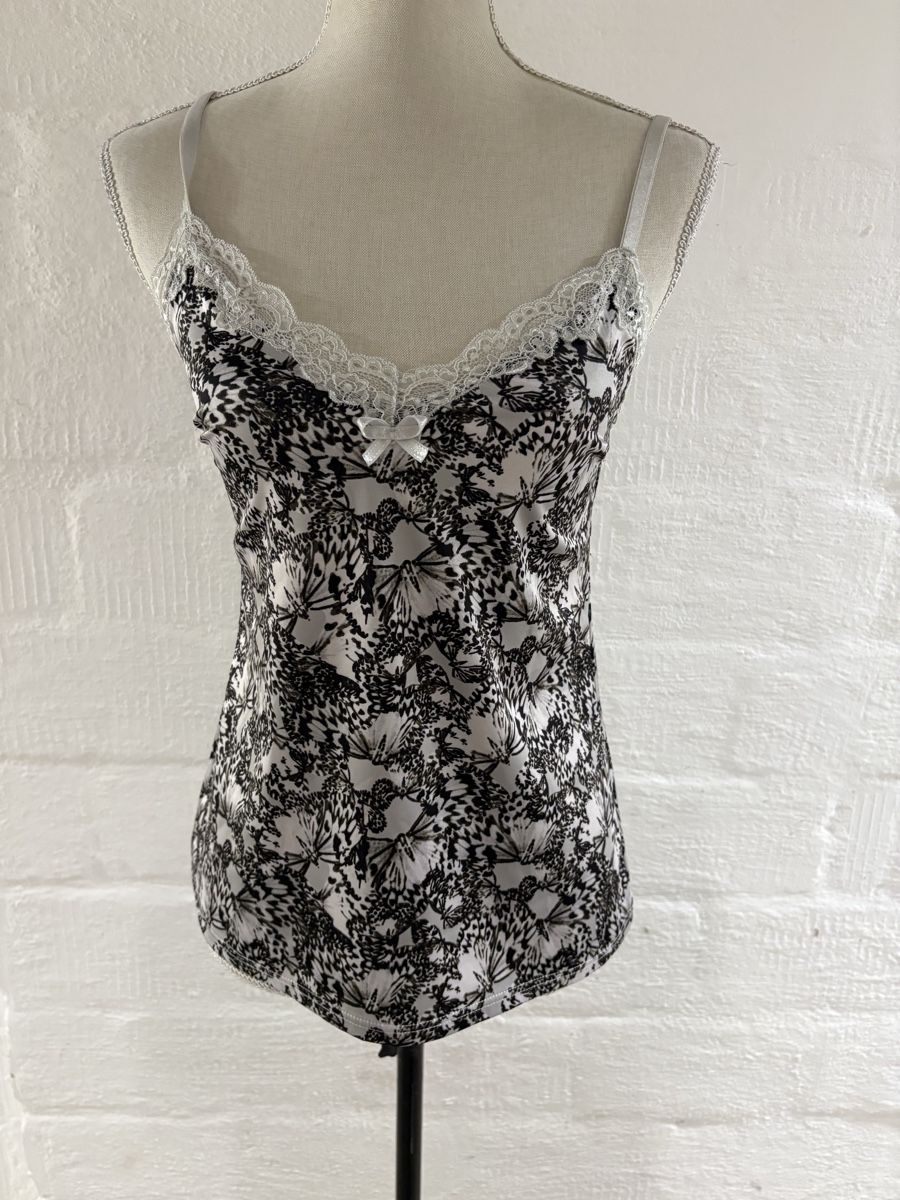 T-shirt: Damen T-Shirt,Gr.M – Usato da Winterthur venduto da Nena222