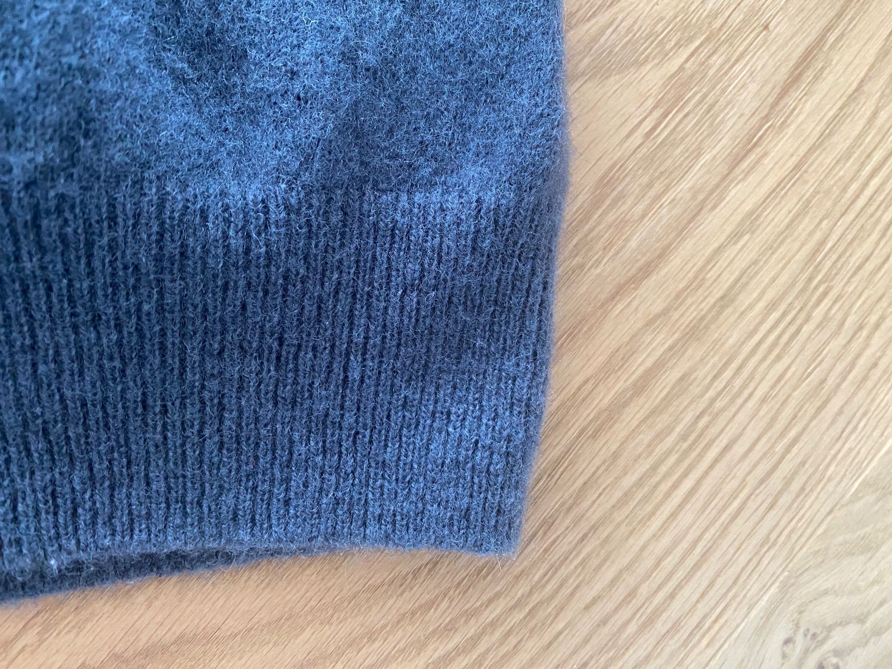 Maglioni & Felpe: Schlichter Wollpullover dunkelgrau S – Usato da Trachslau venduto da M_Schmid81 3