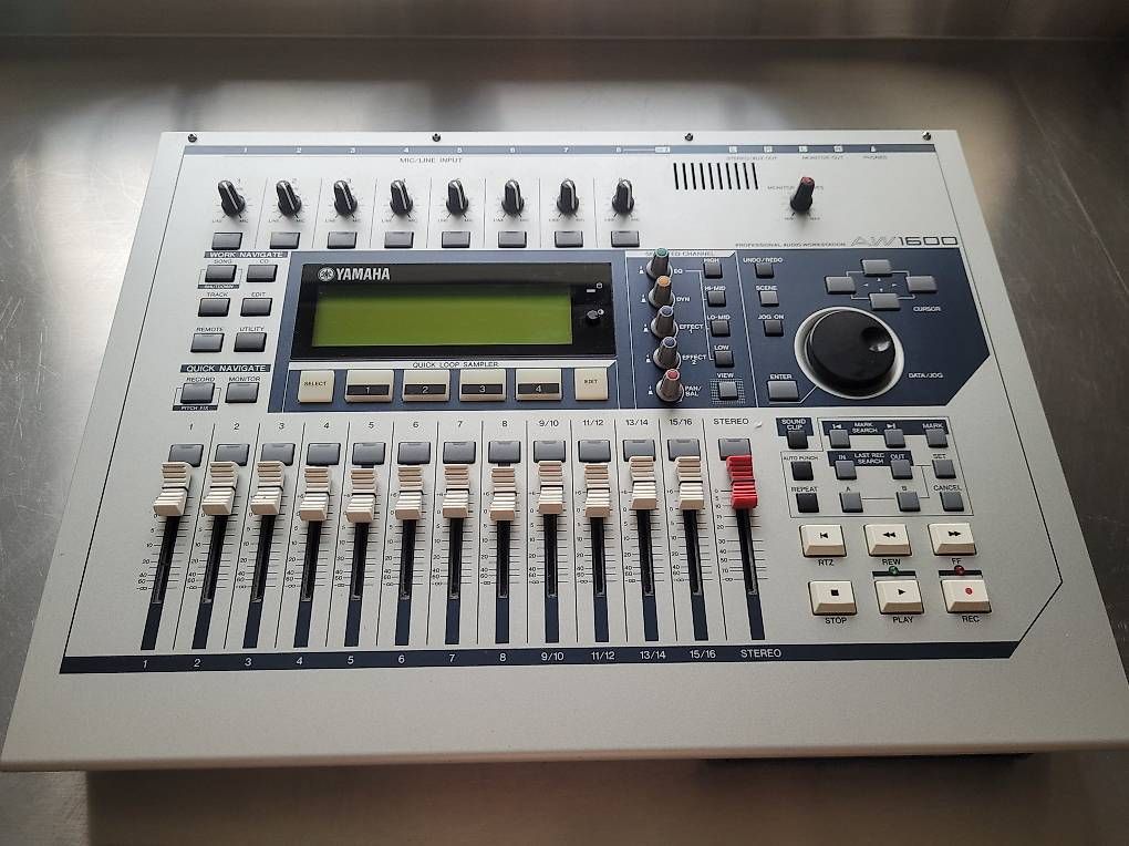 Yamaha Registratori: Yamaha AW1600 Digital Multitrack Recorder Top Zustand – Usato da Schlieren venduto da rza1707
