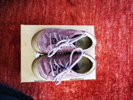 Naturino Lauflernschuhe Gr. 23 Lila Glitzer, Top Zustand!