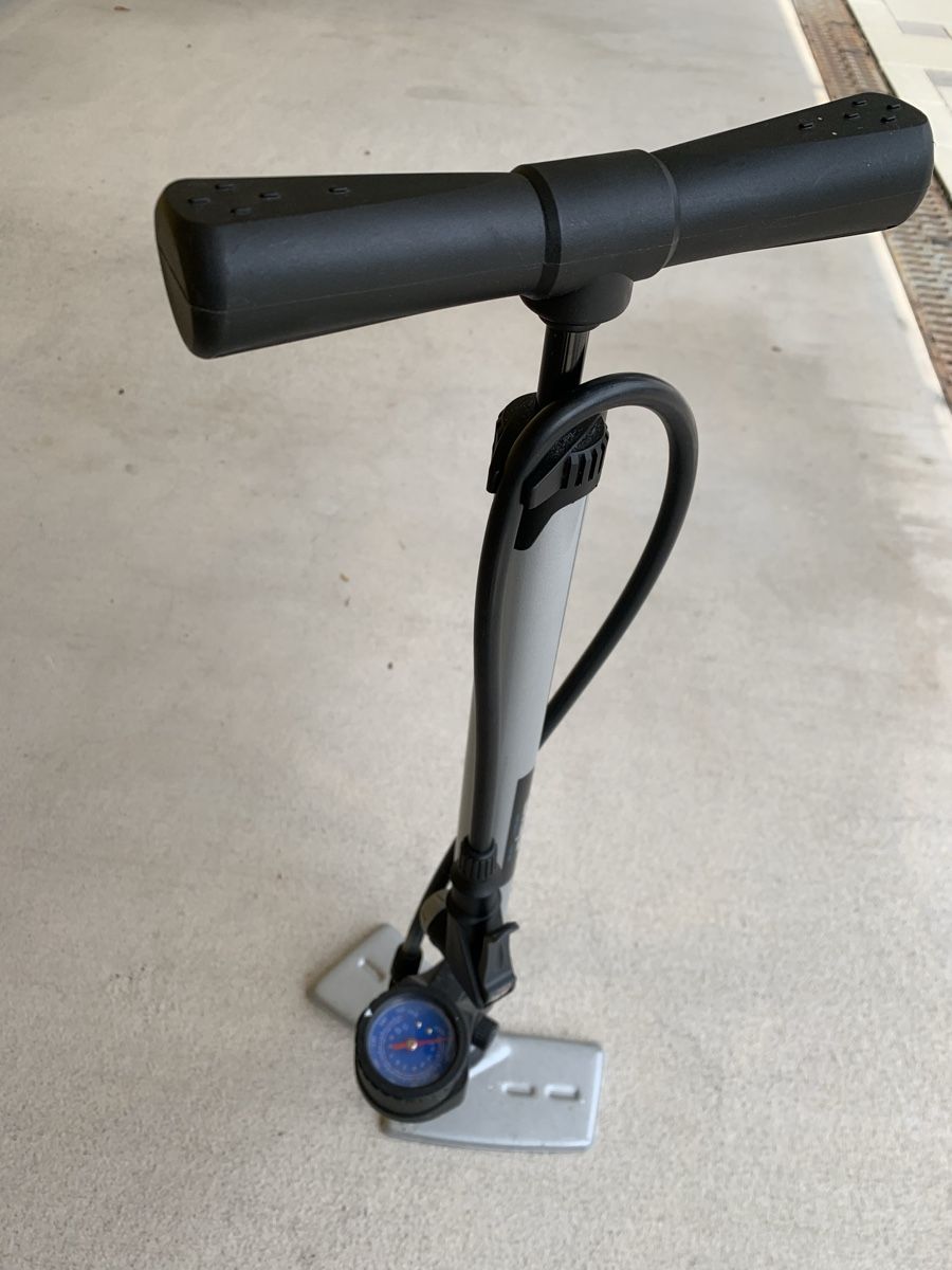 Pumpen: Fahrrad Luftpumpe  – Gebraucht aus Herisau von Grandus