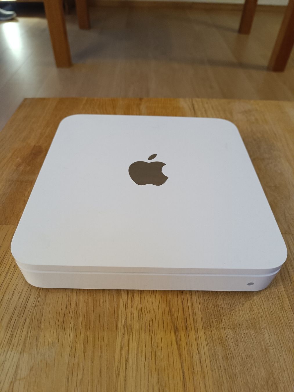Apple Dischi rigidi: Apple Time Capsule 2TB A1409 – Usato da Liesberg Dorf venduto da Tisba_swiss