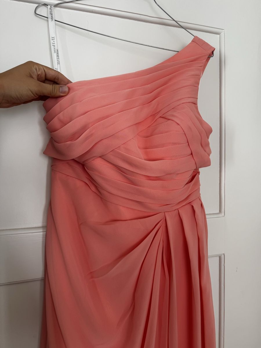 JJ’s House Robes: Brautjungerkleid in Farbe Coral – Neuf (Voir description) à Zofingen par jocelyn97 2