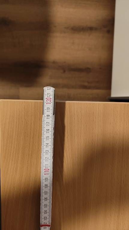 Bureaux: Bürotisch 80x120cm – D'occasion à Biberist par Debbi1989 1