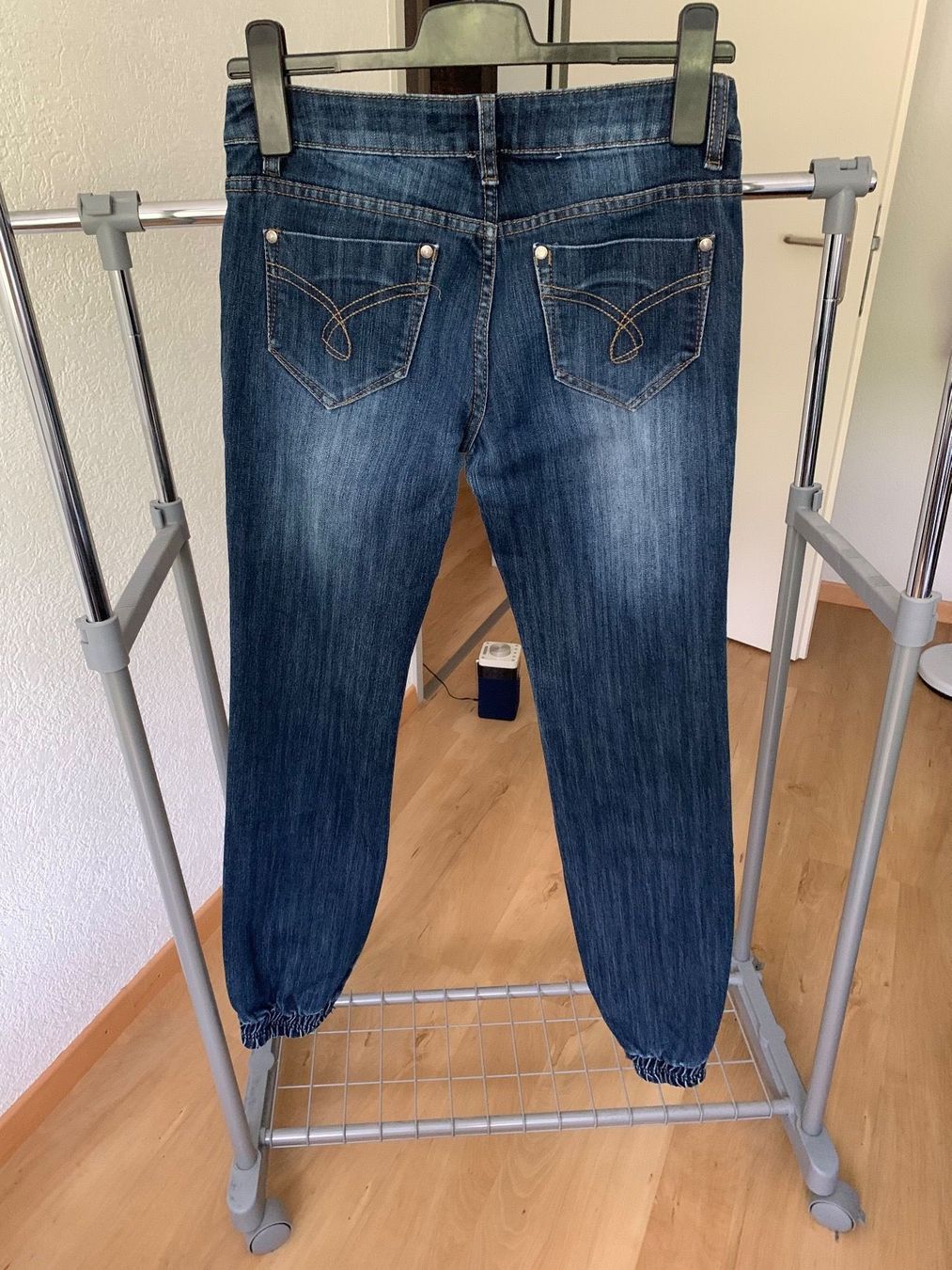 Jeans: Jeans dunkelblau – Nuovo (secondo la descrizione) da Eichberg venduto da Jaasaa96 1