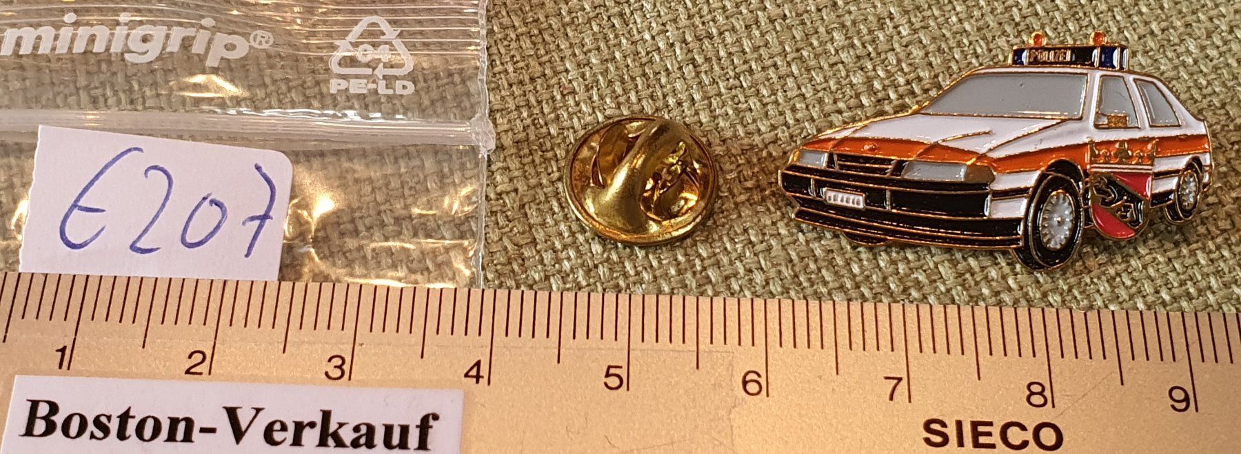 Plaquettes & Badges: E207 - Pin Polizei Auto Bern Schweiz – D'occasion à Reinach BL par Boston-Verkauf 2