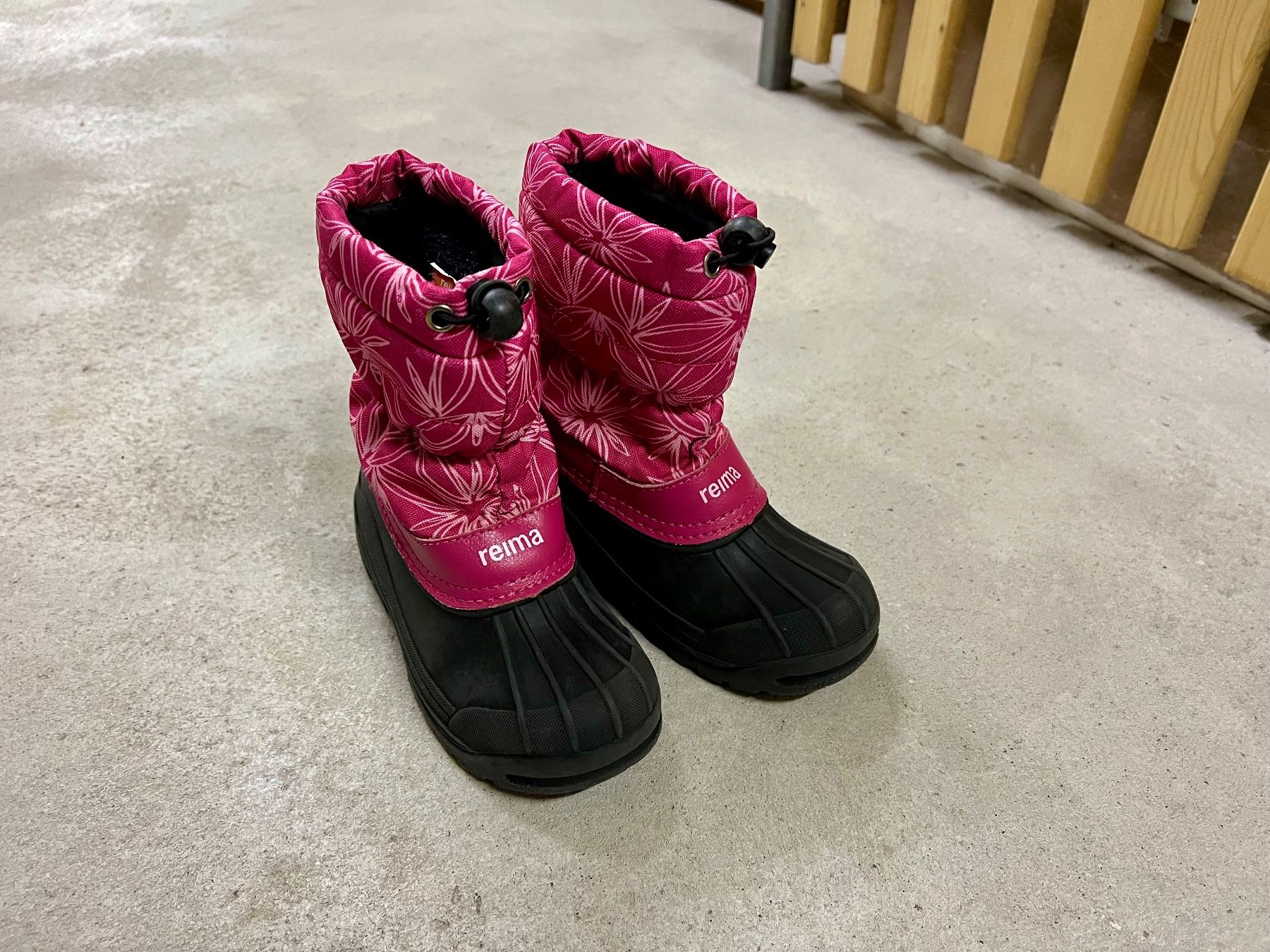 Reima Scarpe per ragazze: Reima Winterstiefeln 30 – Usato da Lupsingen venduto da Aniorek