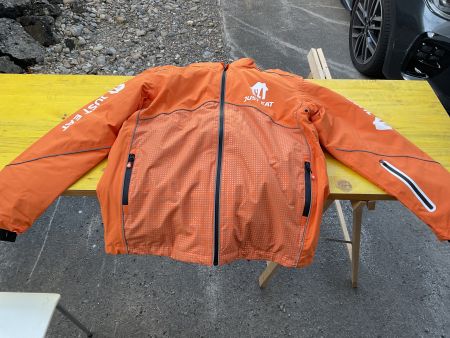 Jacke für Wetterschutz  - Orange mit Werbung just eat