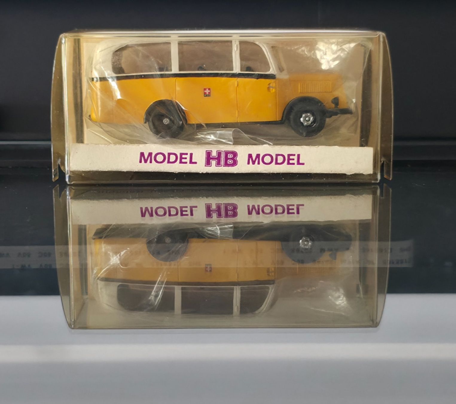 Rietze Voitures modèles: HB Model PTT PostAuto Bus Saurer LCBD2 1:87 – D'occasion à Therwil par Wat_975y 2