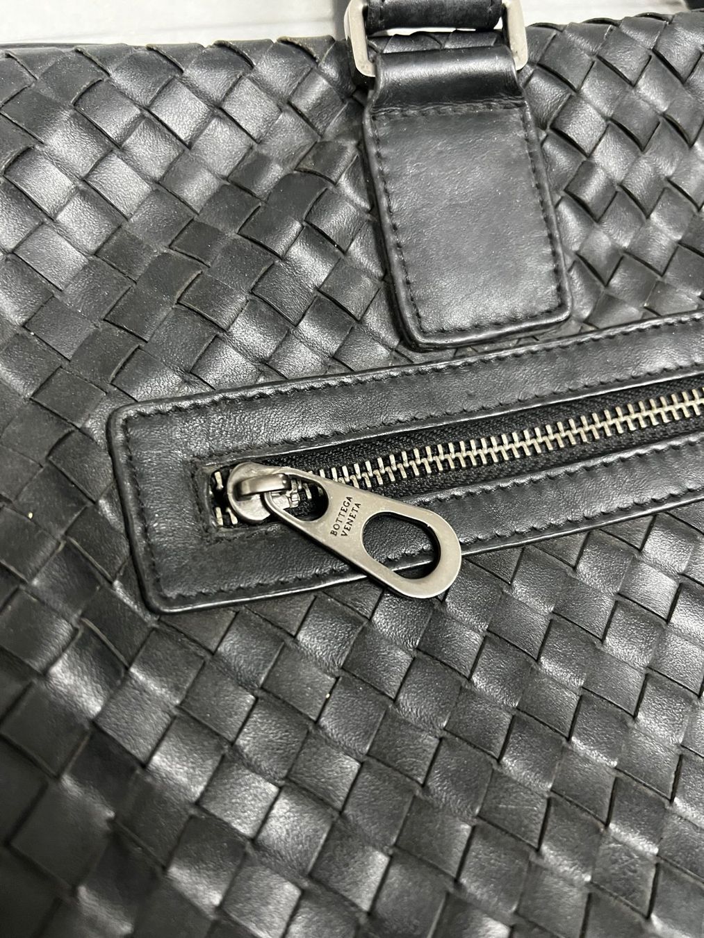 Bottega Veneta Taschen: Bottega Veneta Weekend Zip Bag – Gebraucht aus Biel/Bienne von sami0788480082 3