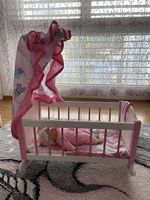 Puppenwiege aus Holz inkl. Puppe