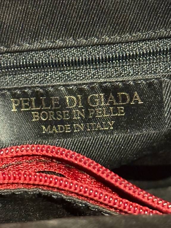Taschen für Damen: Taschen  – Gebraucht aus Benken ZH von mar_5d2w 2