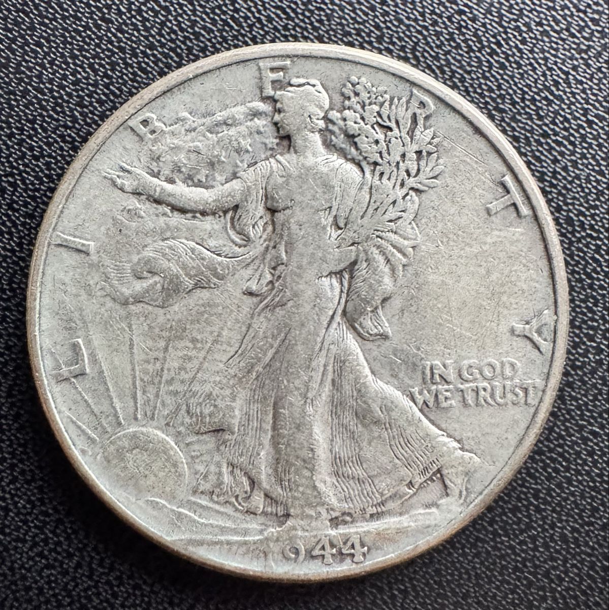 Alle Münzen: 1/2 Dollar 1944 – Gebraucht aus Meilen von coins4sale