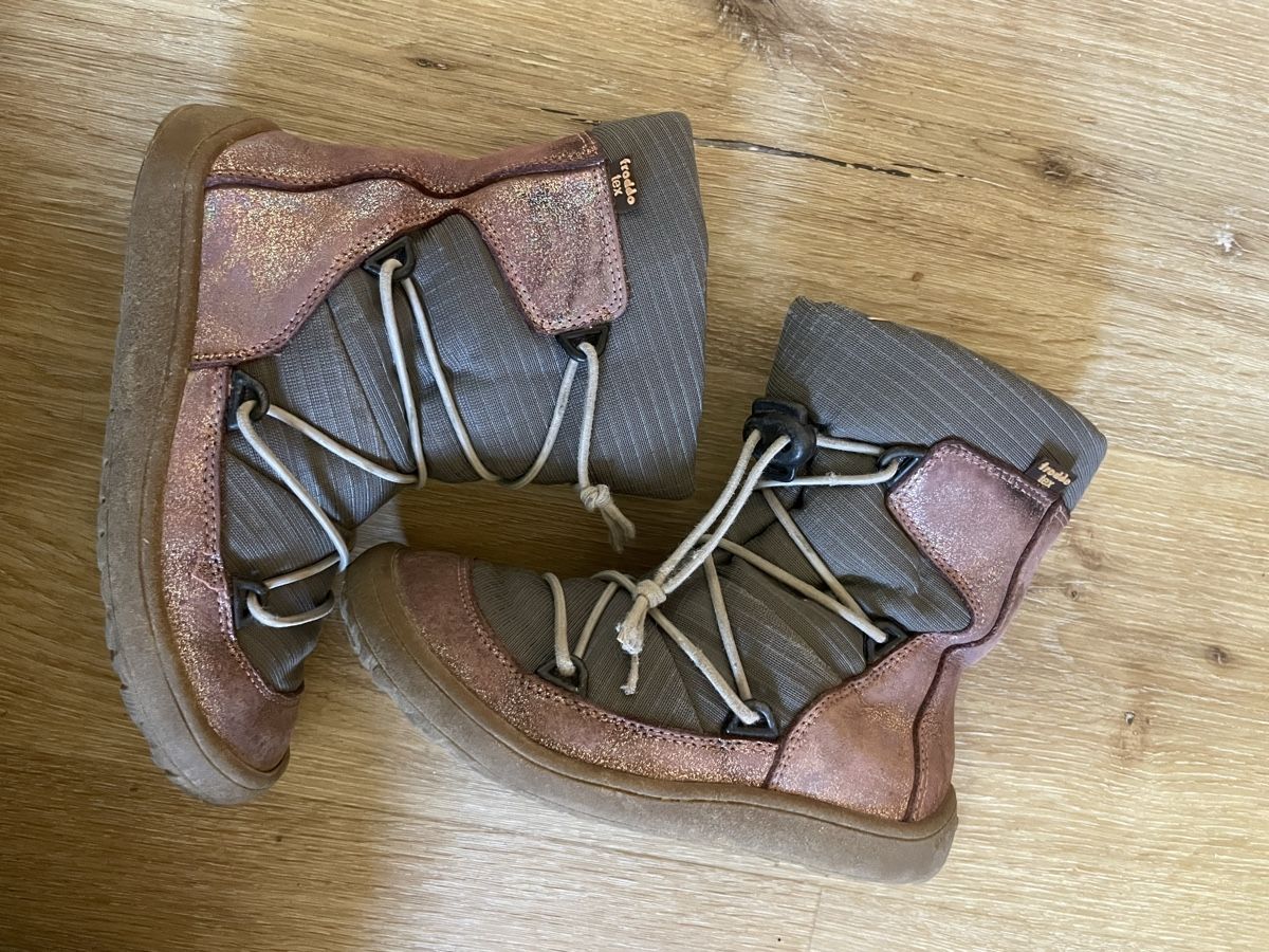 Froddo Chaussures filles: Froddo Barfuss-Winterstiefel Gr.28 – D'occasion à Arch par kathyayani 2